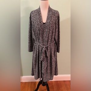 Ladies 2 piece slip nightgown and robe set